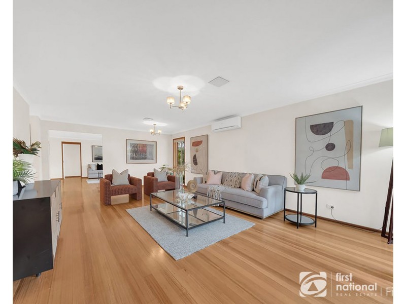 9 Balook Court, Cranbourne North VIC 3977