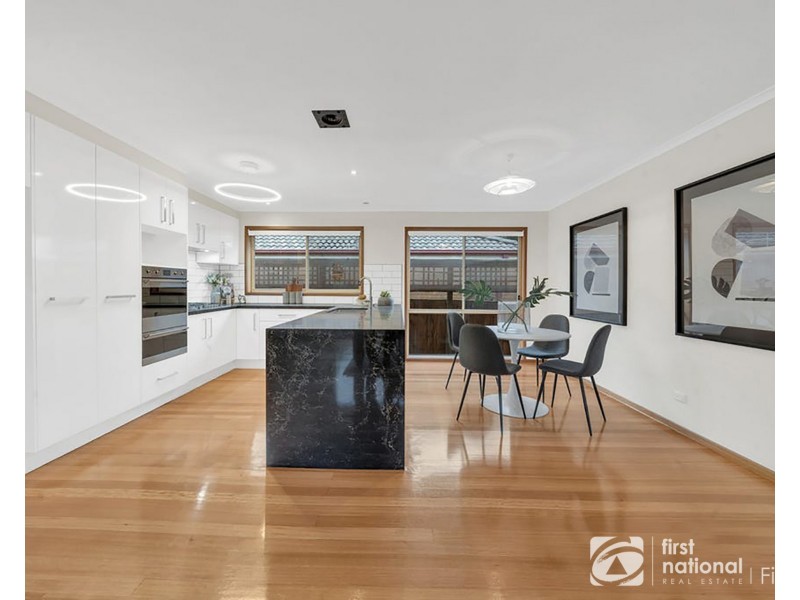 9 Balook Court, Cranbourne North VIC 3977
