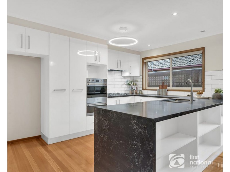 9 Balook Court, Cranbourne North VIC 3977
