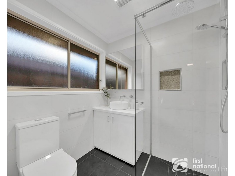 9 Balook Court, Cranbourne North VIC 3977