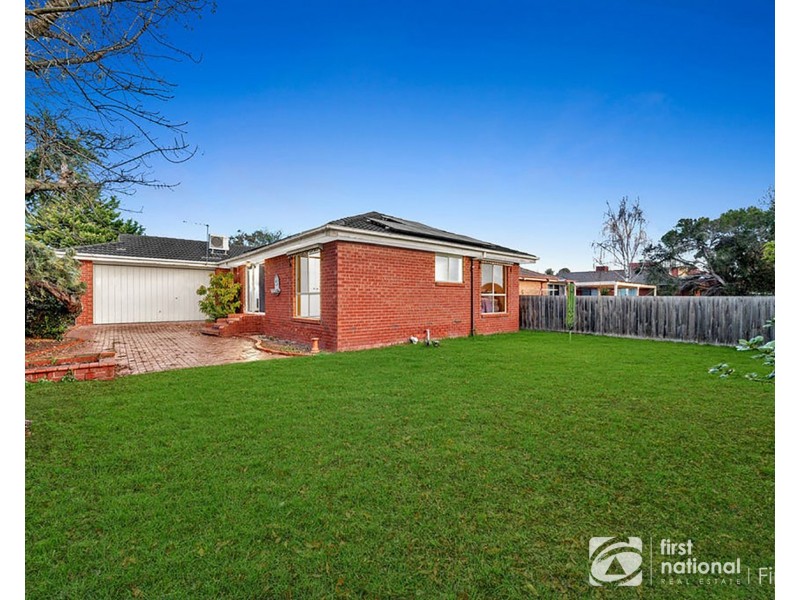 9 Balook Court, Cranbourne North VIC 3977