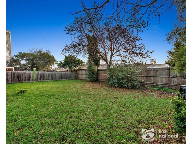 9 Balook Court, Cranbourne North VIC 3977
