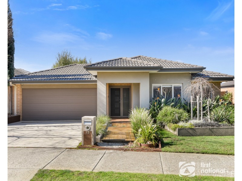 15 Franklin Way, Officer VIC 3809