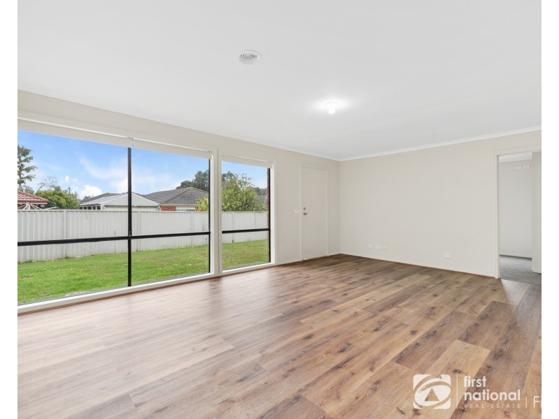 23 Monahans Road, Cranbourne West VIC 3977