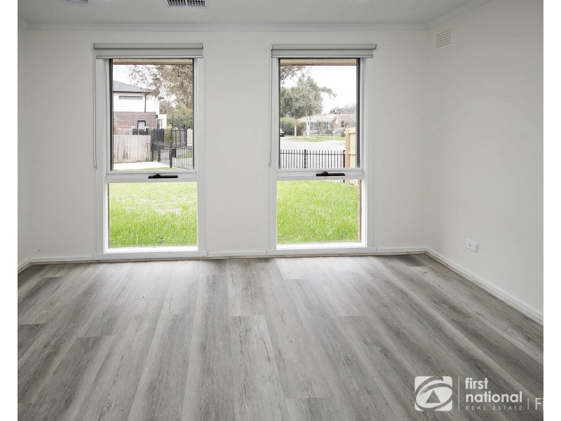 10 Mawson Court, Cranbourne North VIC 3977