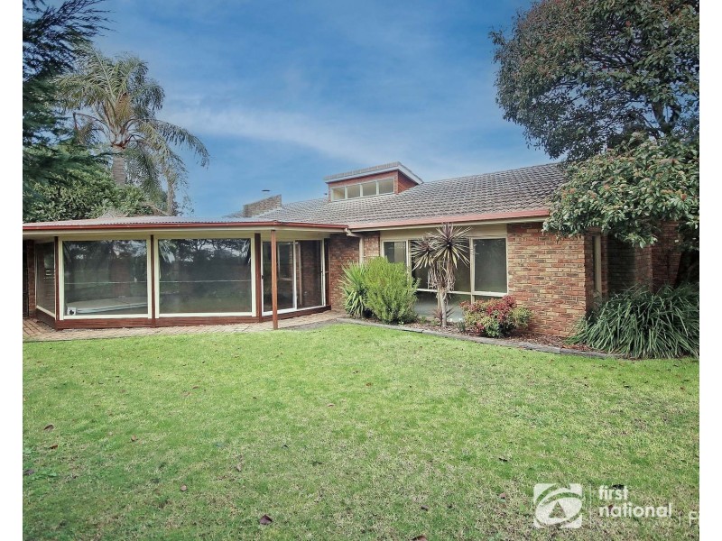 85 Devon Road, Devon Meadows VIC 3977