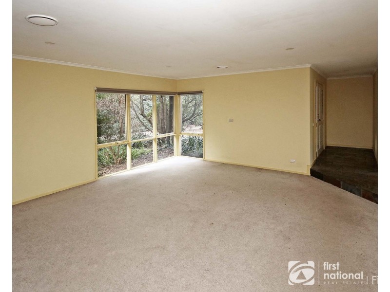 85 Devon Road, Devon Meadows VIC 3977