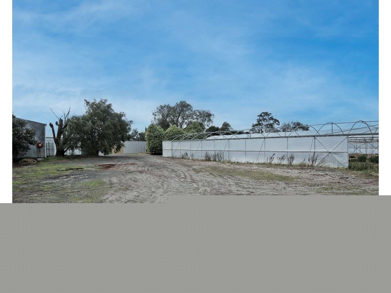 85 Devon Road, Devon Meadows VIC 3977