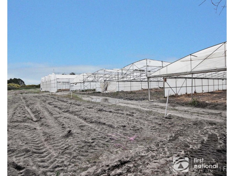 85 Devon Road, Devon Meadows VIC 3977