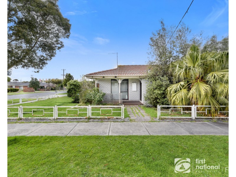 76 Clarendon Street, Cranbourne VIC 3977