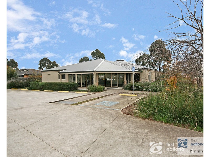 1-3 Brindalee Place, Cranbourne East VIC 3977