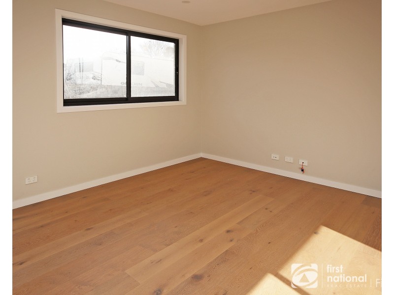 2/10B Frome Avenue, Frankston VIC 3199