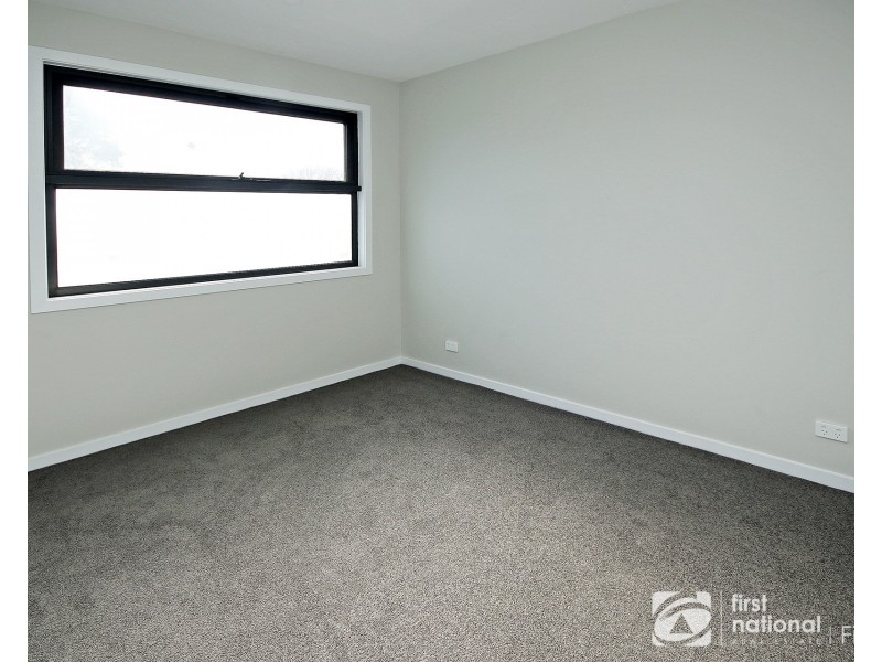 2/10B Frome Avenue, Frankston VIC 3199