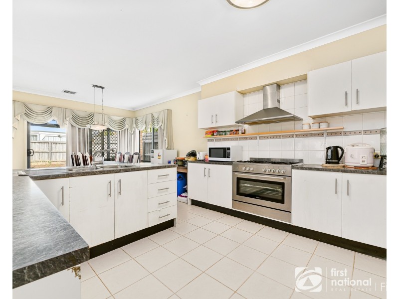 25 Violet Way, Cranbourne VIC 3977