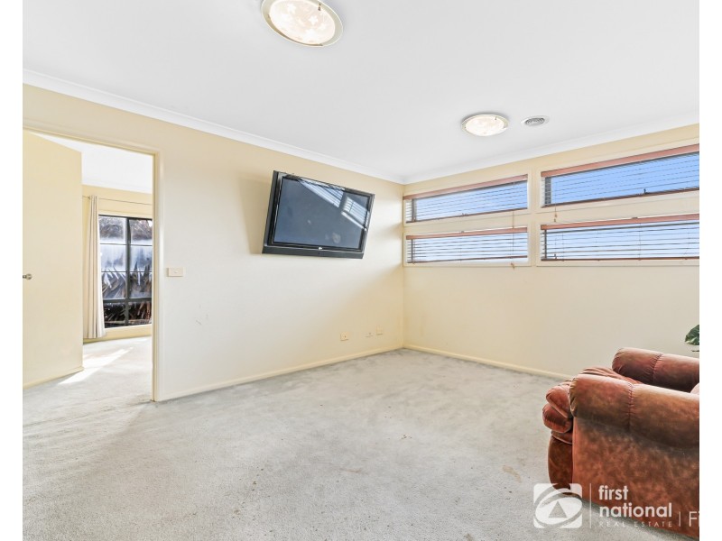 25 Violet Way, Cranbourne VIC 3977