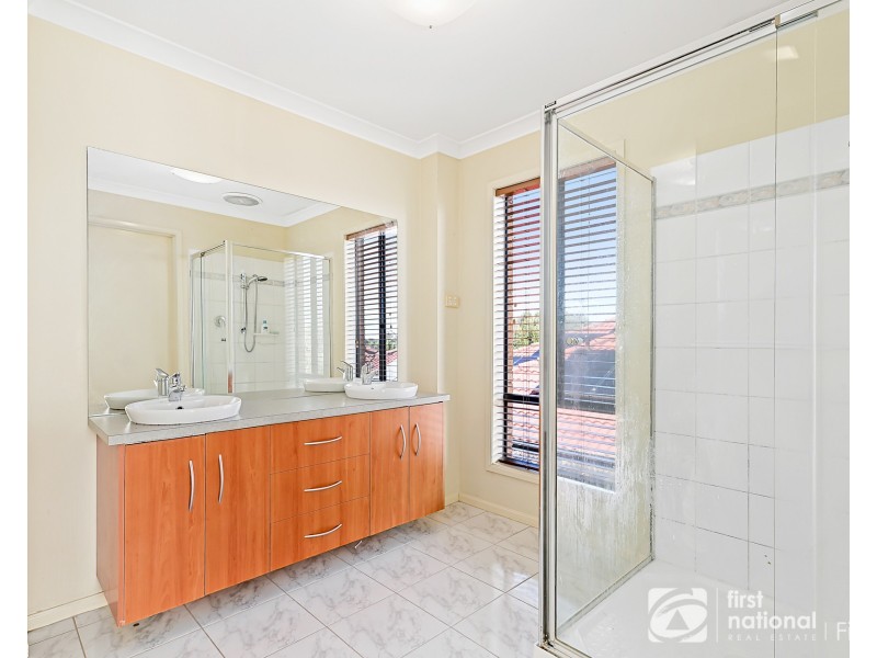 25 Violet Way, Cranbourne VIC 3977