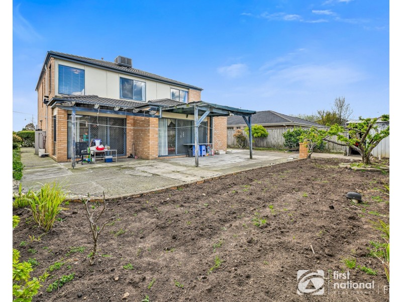 25 Violet Way, Cranbourne VIC 3977