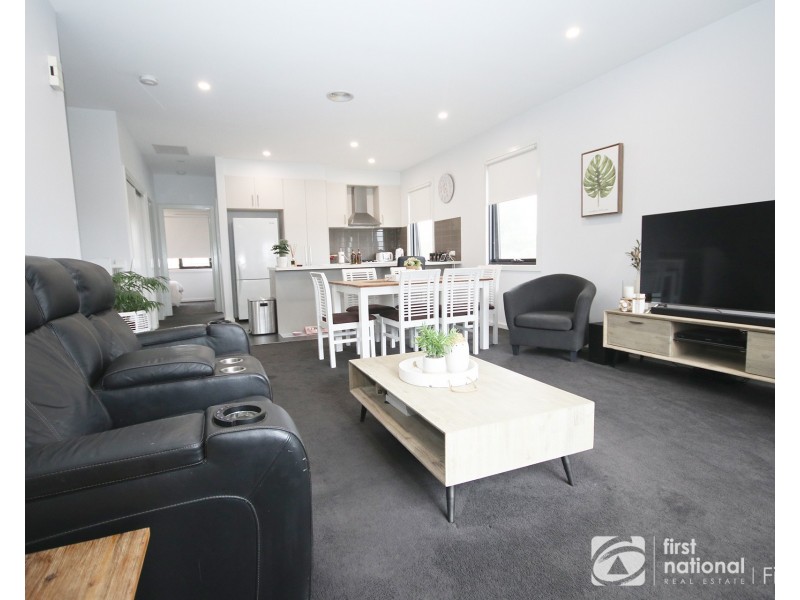 2 Push Pea Way, Cranbourne West VIC 3977