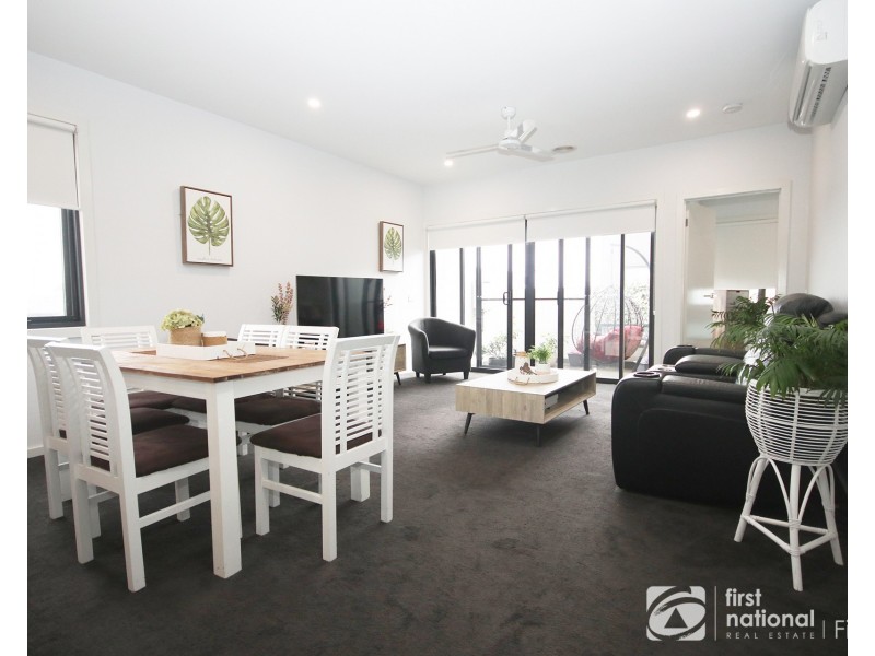 2 Push Pea Way, Cranbourne West VIC 3977