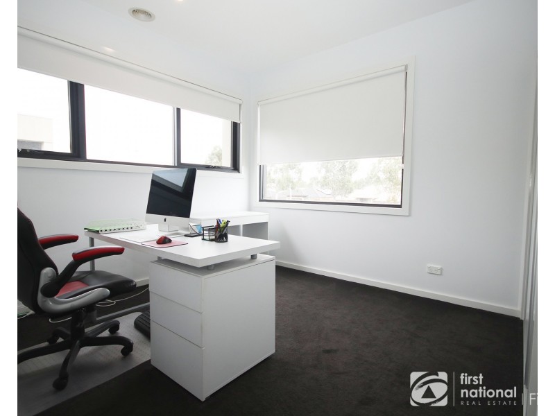 2 Push Pea Way, Cranbourne West VIC 3977