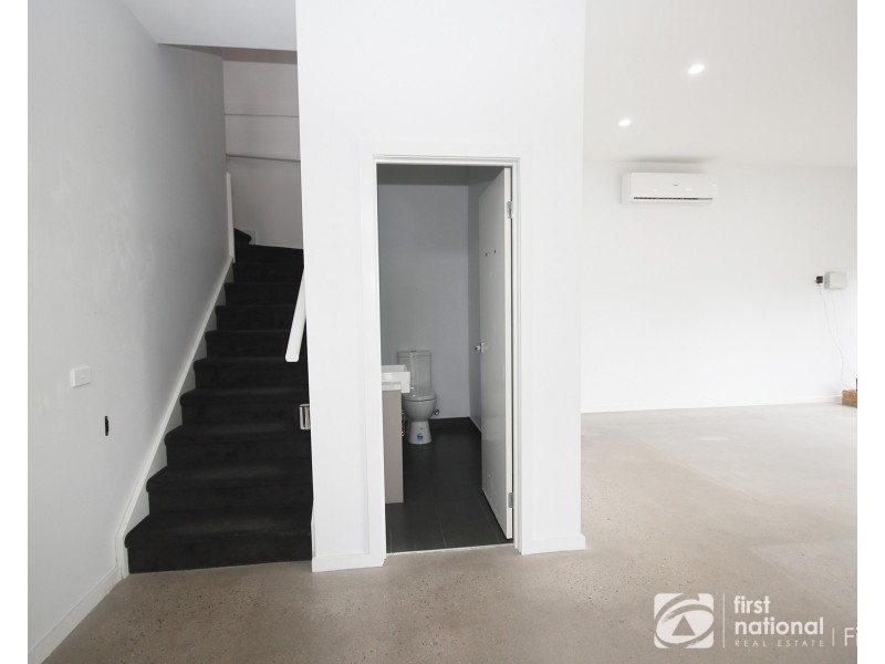 2 Push Pea Way, Cranbourne West VIC 3977
