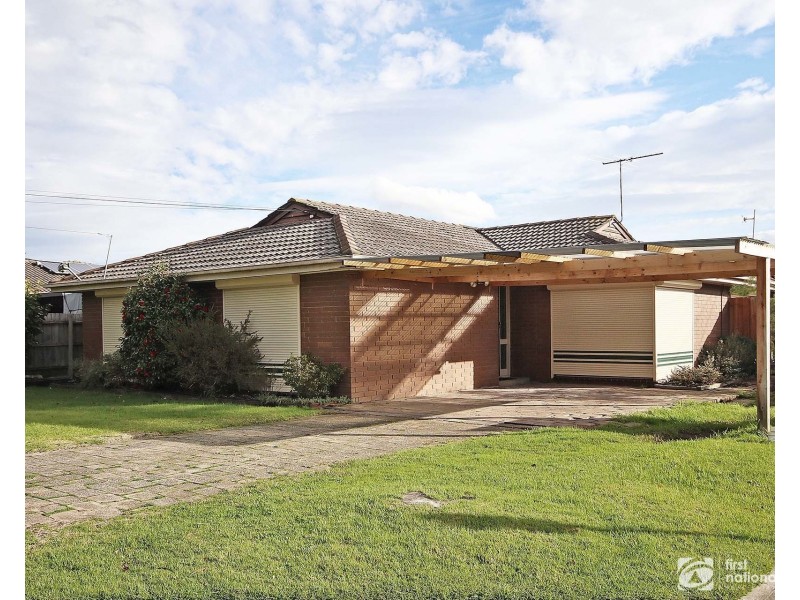 13 Highview Avenue, Cranbourne VIC 3977