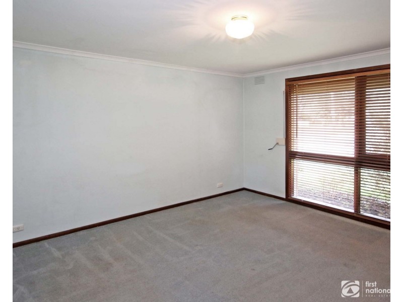 13 Highview Avenue, Cranbourne VIC 3977