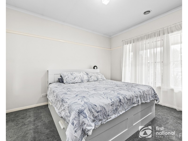 23 Carey Crescent, Pakenham VIC 3810