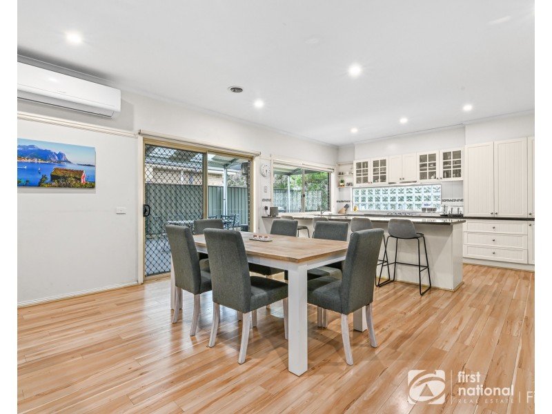 23 Carey Crescent, Pakenham VIC 3810