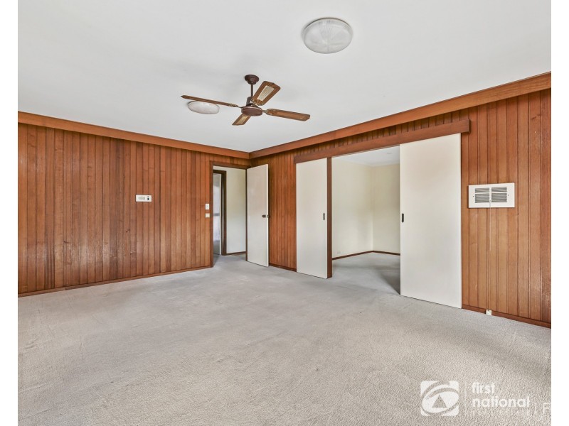 25 Baystone Drive, Cranbourne VIC 3977