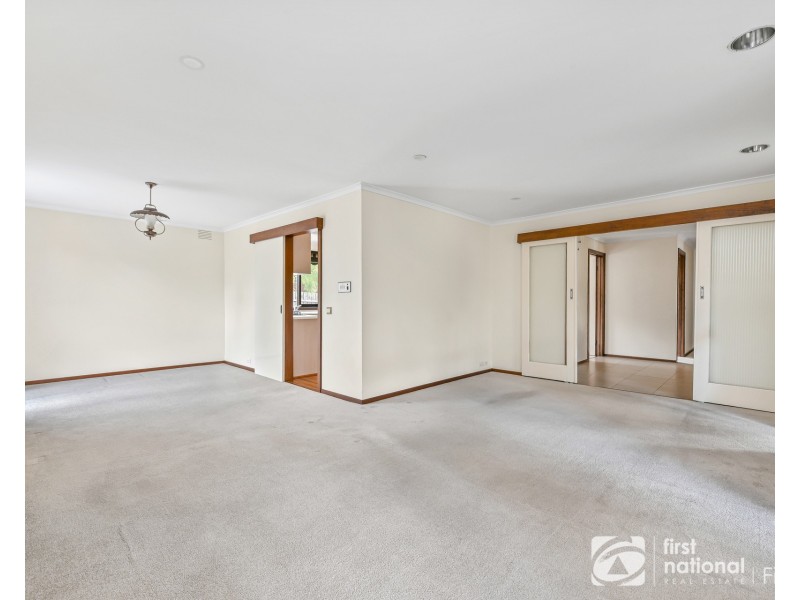 25 Baystone Drive, Cranbourne VIC 3977
