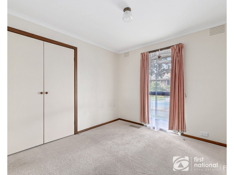 25 Baystone Drive, Cranbourne VIC 3977
