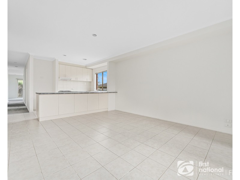 14 Augustus Drive, Berwick VIC 3806