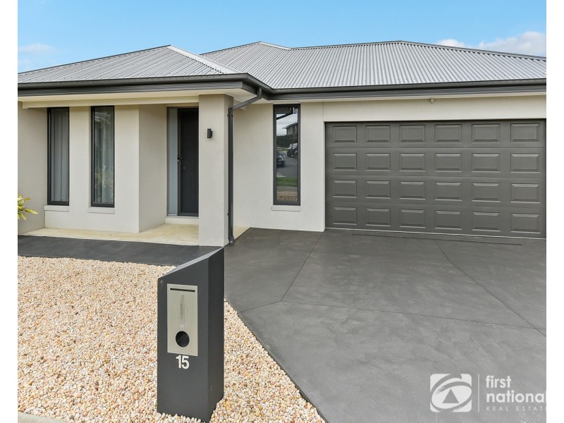 15 Pelham Drive, Clyde VIC 3978