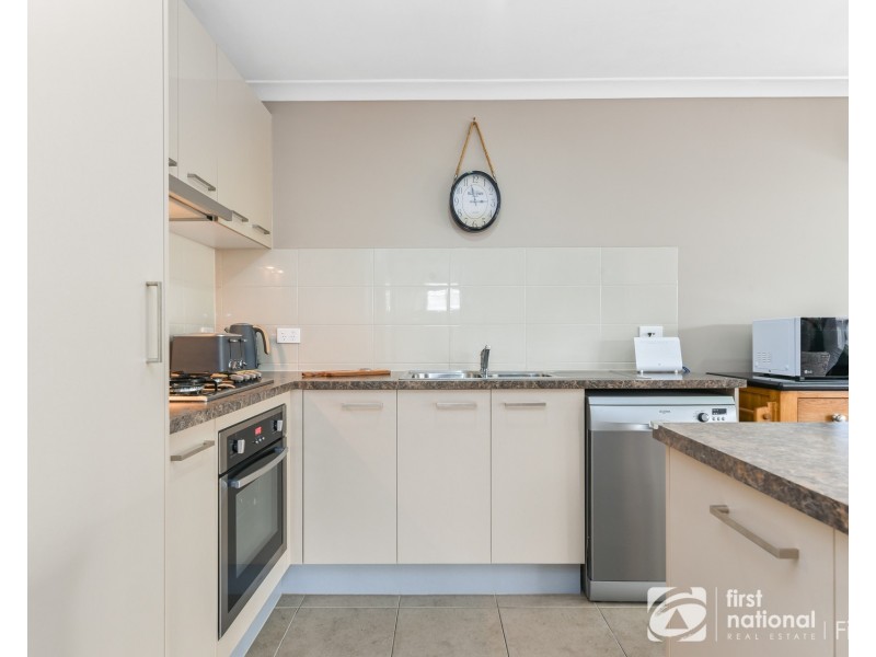 6 Townsend Avenue, Clyde VIC 3978