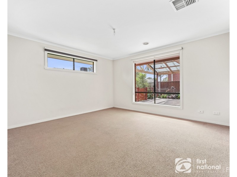 14. Thunderbolt Drive, Cranbourne East VIC 3977