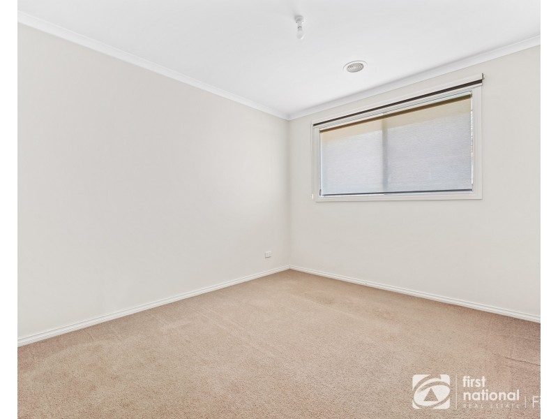 14. Thunderbolt Drive, Cranbourne East VIC 3977