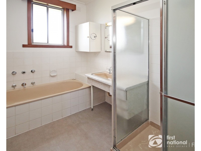 198 Craig Road, Devon Meadows VIC 3977