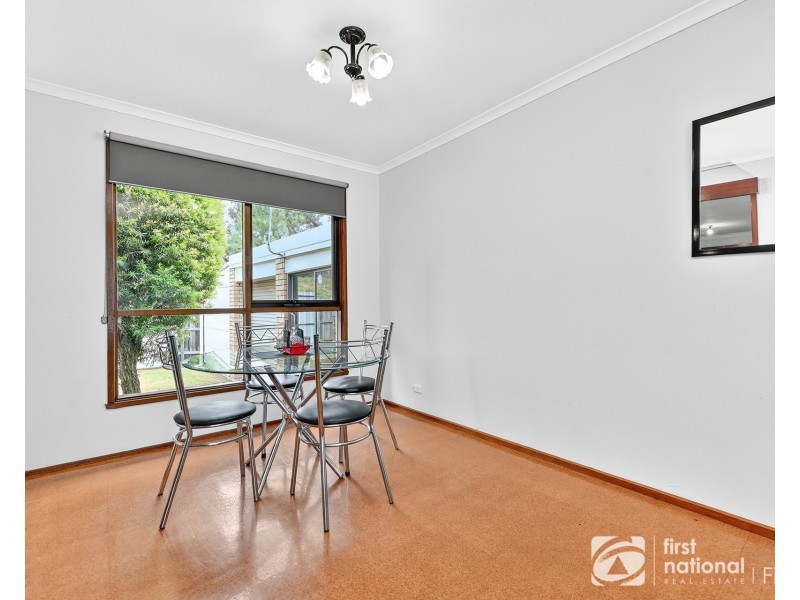 8 Dalray Court, Cranbourne VIC 3977