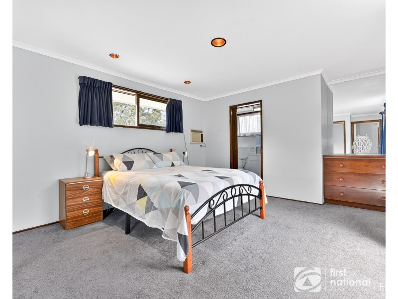 8 Dalray Court, Cranbourne VIC 3977