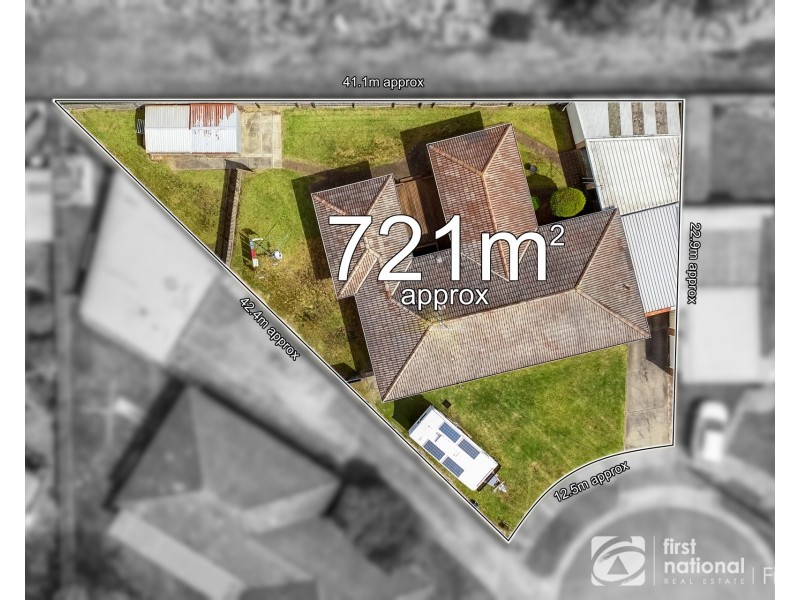 8 Dalray Court, Cranbourne VIC 3977