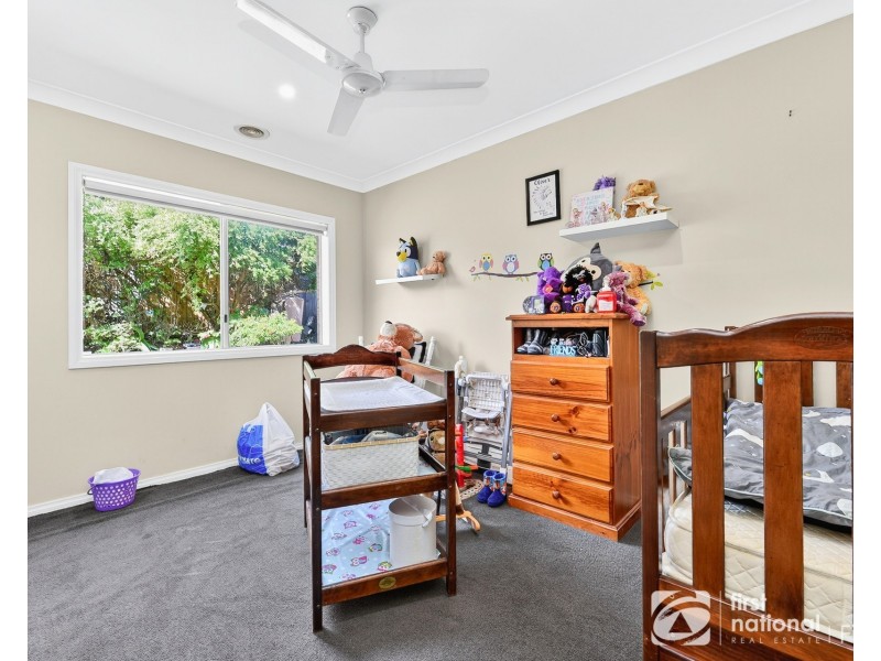 6 Hilda Way, Cranbourne VIC 3977