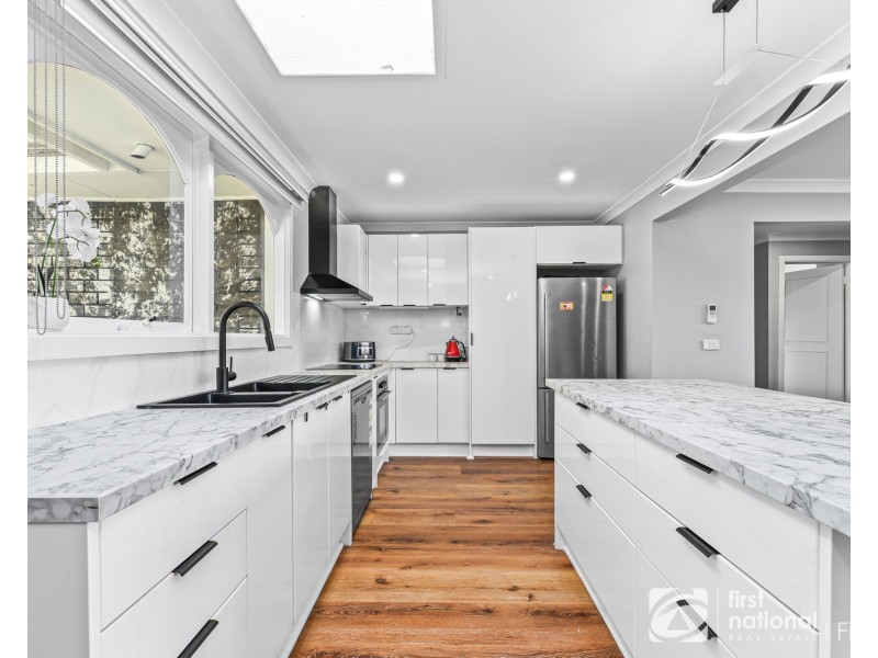 30 Bruce Street, Cranbourne VIC 3977