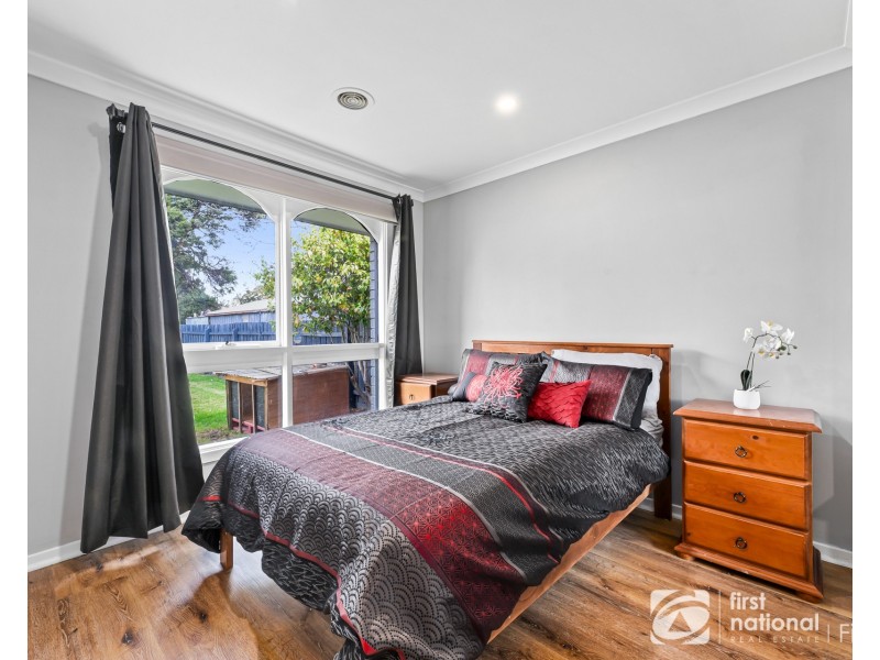 30 Bruce Street, Cranbourne VIC 3977