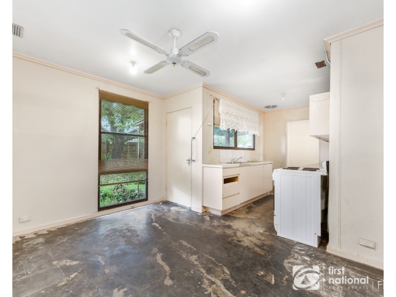 5 Kurt Place, Cranbourne VIC 3977