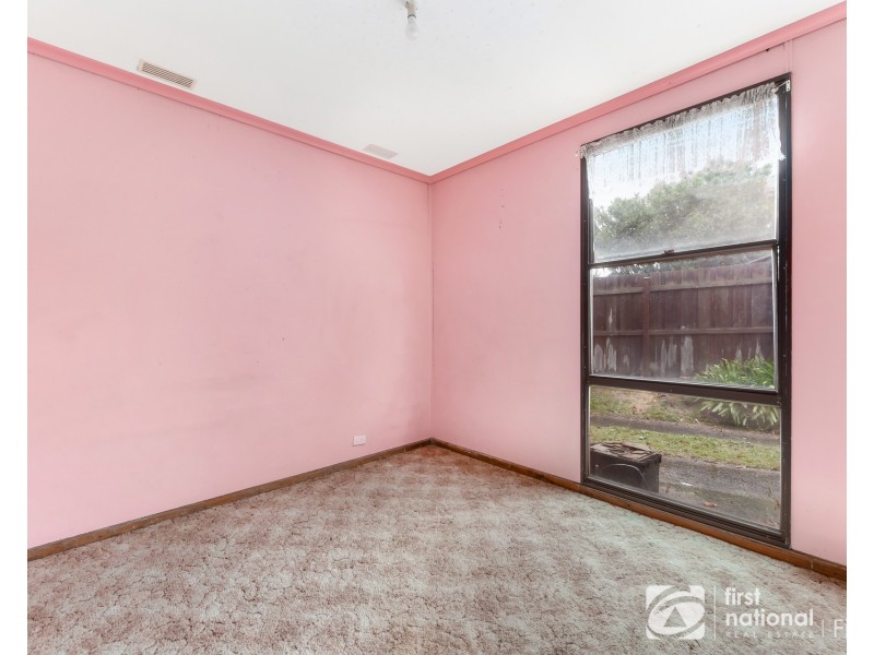 5 Kurt Place, Cranbourne VIC 3977