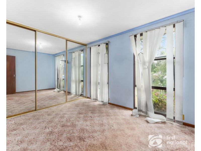 5 Kurt Place, Cranbourne VIC 3977
