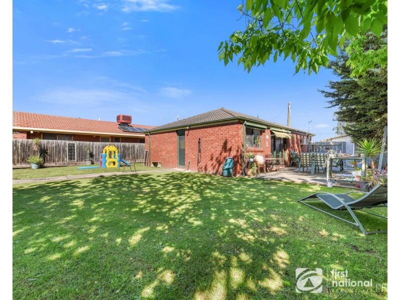 5 Murtoa Place, Cranbourne West VIC 3977