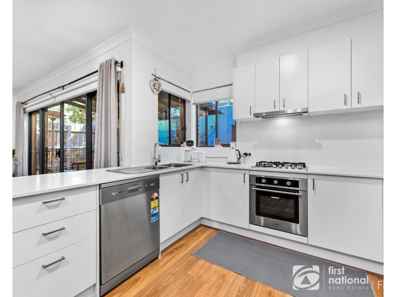 44 Innes Court, Berwick VIC 3806