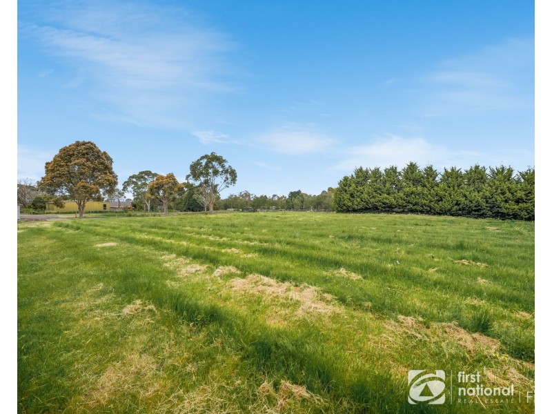 16B Madelyn Court, Cranbourne South VIC 3977